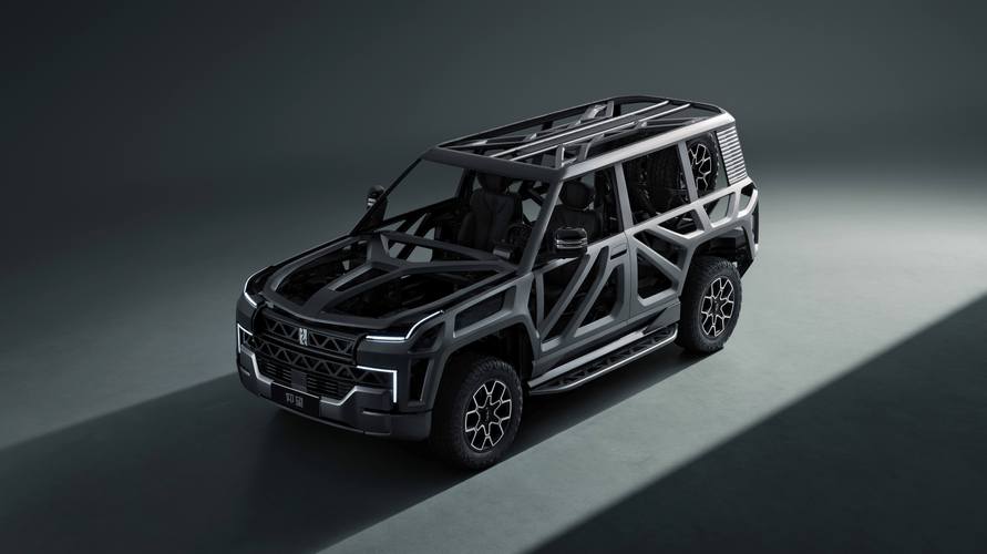 深圳303仰望U8硬派越野的科技魅力，国能汽车对传统燃油车市场的冲击